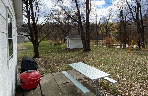 Kensington Otro | Secluded Farmhouse Near Andes Ski Tower