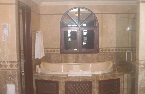 Diamond Valley Apartamento | Secluded garden setting
