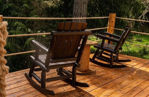 Port Angeles Alquiler De RV | Secluded glamping tent in the foothills of the Olympic Mountains.