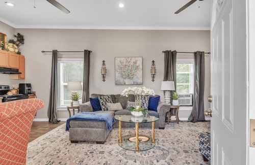 Mayhew Casa | Secluded Guest Suite | Gazebo & Sauna Access