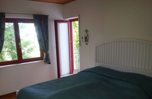 Oberdurenbach Casa | Casa de vacaciones aislada en las afueras, 2 grandes terrazas, jardín