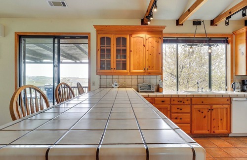 Kelseyville Casa | Secluded Home in The Heart of Wine Country!