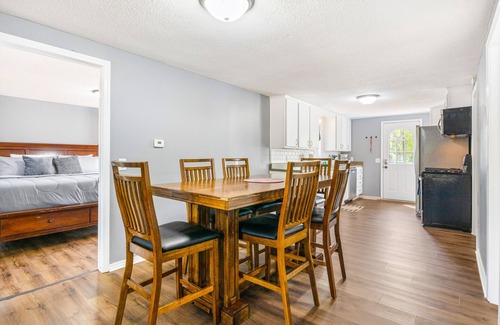 Sunrise Beach Casa | Secluded home near boat launch with deck, gazebo, washer/dryer, & central AC