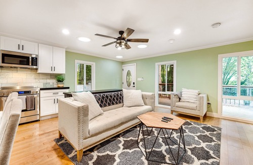 Freestone Casa | Secluded home with hot tub, washer/dryer, WiFi - near wineries, beach