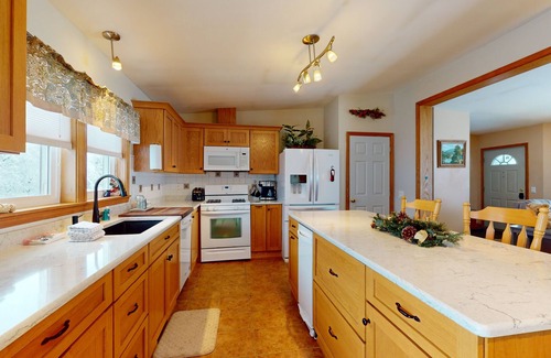 Bartlett Casa | Secluded home with pool, enclosed yard, fireplace, W/D, internet, & scenic views