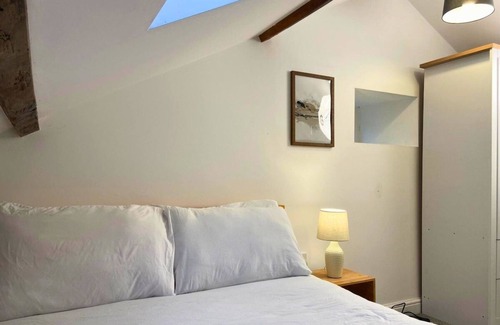 Millom Otro | Secluded Hot Tub, Pool, Escape