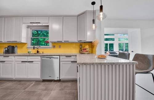 Cresco Casa | Secluded House by the Creek in charming Cresco