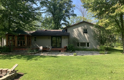 Little Suamico Casa | Secluded house on 7 wooded acres just 10 minutes north of Green Bay!