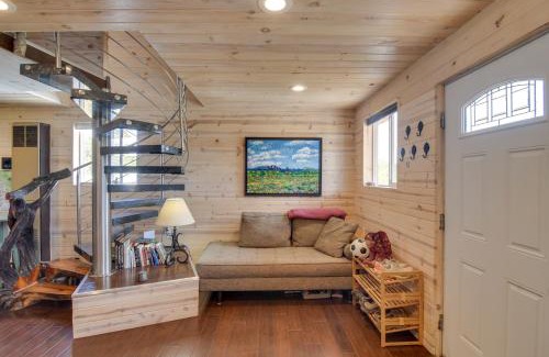 Stagetop Casa | Secluded Jefferson Cabin with Deck and Mountain Views!