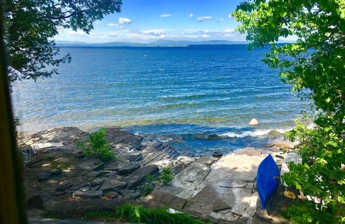 South Hero Casa | Aislado Lago Champlain Hogar en 1200 'de frente