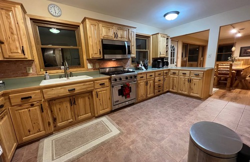 Pequot Lakes Casa | Secluded Lake House on 32 acres