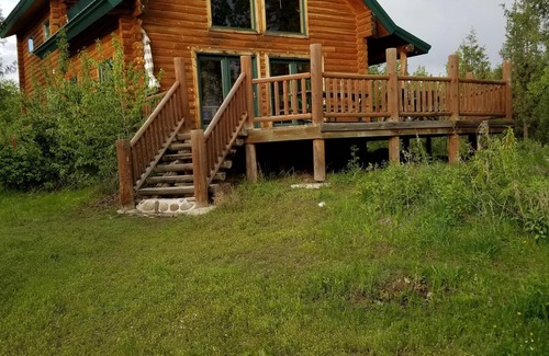 Ashton Cabina | Cabaña aislada frente al lago: paraíso de pesca y vida silvestre
