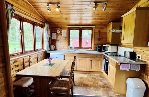 Wigton Cabina | Secluded Lodge On Country Estate (1)