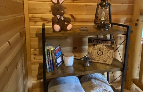Jefferson Cabina | Secluded Log Cabin+Hot Tub+New River+Grill