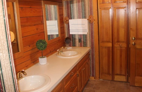 Birdsboro Casa | Secluded Log home in a very peaceful setting.