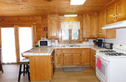 Posey Casa | Secluded log home on horse ranch in Sequoia National Forest, Posey, CA