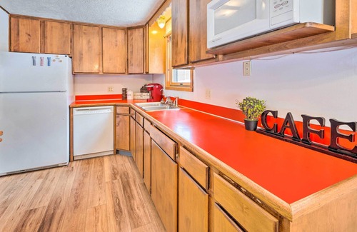 Lowman Casa | Secluded Lowman Cabin w/ Mountain Views