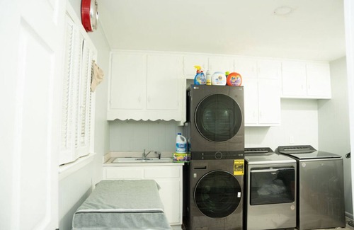 Conyers Casa | “Secluded Luxury Getaway, Indoor Pool Open 24/7, Surrounded by Nature”