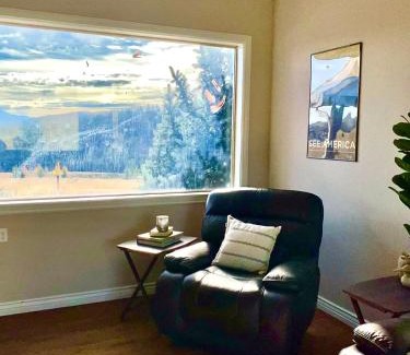 Pocatello Casa | Secluded Luxury Ski Cabin-Cozy Pocatello Getaway