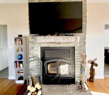 Pocatello Casa | Secluded Luxury Ski Cabin-Cozy Pocatello Getaway