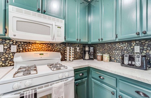 Arrowhead Villas Cabina | Secluded Mountain Home with sledding/snow play
