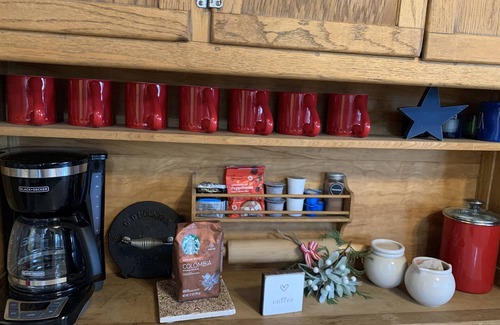 Arrowhead Villas Cabina | Secluded Mountain Getaway -Newly Renovated Lake View Cabin