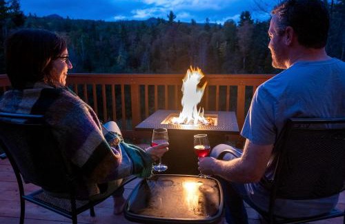 Elizabethtown Casa | Secluded Mountain Getaway on 87 Acres of Adirondack Wilderness in Elizabethtown, NY
