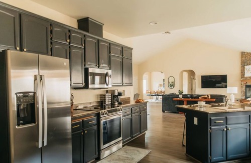 Mariposa Casa | Secluded Mountain Retreat Near Yosemite