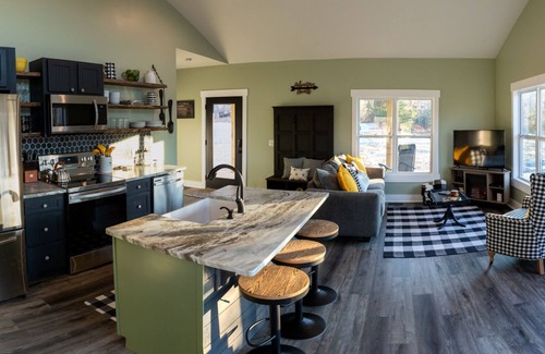 Dahlonega Casa | Secluded, Mountain View, Hot Tub, Dahlonega, Wineries & Hiking