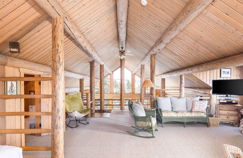 Jackson Hole Casa | Secluded mountain-view home with large deck, hot tub & fireplace - dog-friendly