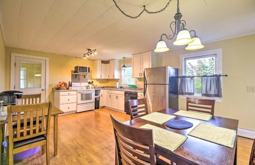 Morrisville Casa | Secluded Mountainside Home about 13 Mi to Skiing!