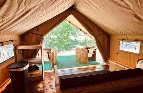 Newport Alquiler De RV | Secluded| Near Gatlinburg and Asheville|WiFi|AC