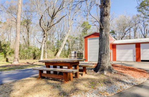 Newport Casa | Secluded Newport Getaway with Fire Pit and Grill!