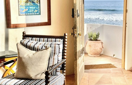 Playas de Rosarito Casa | SECLUDED One-of-a-Kind beachfront bungalow!