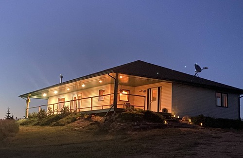Alberta Casa | Secluded Peaceful Guesthouse ~ Spectacular Dark Sky