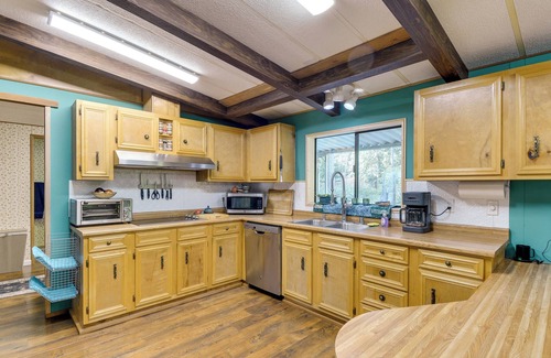 Adelma Beach Casa | Secluded Port Townsend Retreat: Pets Welcome!