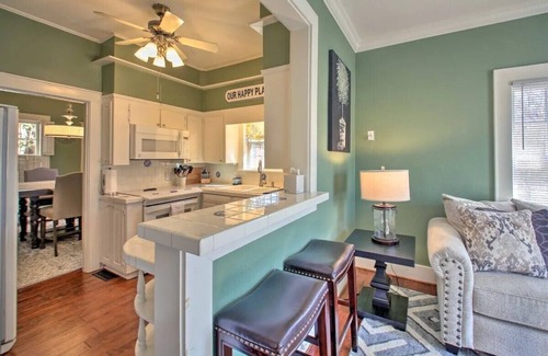 Hot Springs Casa | Secluded Retreat with Pool, King Beds in a Historic District, 2 mi from Oaklawn!
