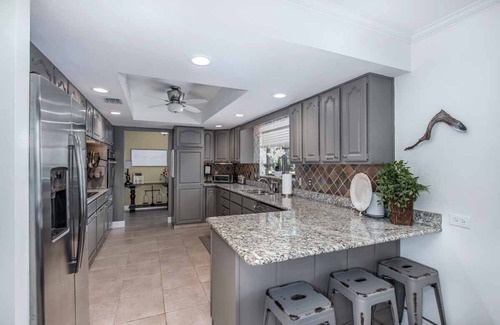Crystal River Casa | Secluded riverfront w/heated pool - Sleeps 15 - Dog friendly!