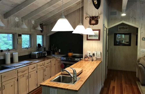 Darby Casa | Aislado Riverfront Paradise-the Tailwater House: no es el alquiler promedio ...
