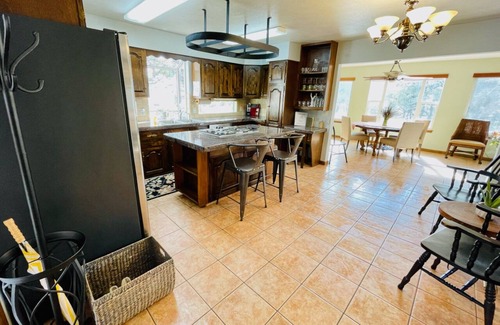 Howard Casa | Secluded Riverfront Retreat w/hot tub & private river access