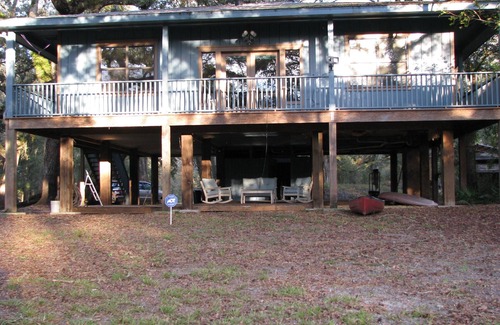 Ridge Manor Casa | Riverhouse aislado para aventuras y relajación en la naturaleza entre Tampa / Orlando