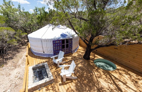 Dripping Springs Cabina | Secluded, Romantic Yurt w/Hot Tub at The Yurtopian - "Amie"