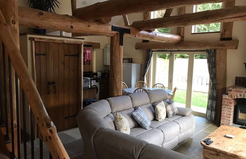 Sherwood Forest Cabina | Secluded, rural retreat for 6 nestled in Sherwood Forest, with hot tub