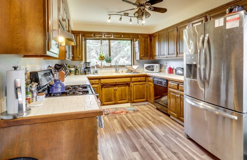 West Salem Casa | Secluded Salem Vacation Rental w/ Game Room!