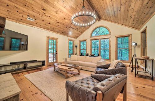 Sapphire Casa | Secluded Sapphire Chalet with Game Room and Decks