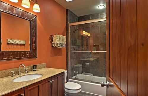 Jones Mills Casa | Gran Somerset Home w / Grill & Fire Pit-Near esquí