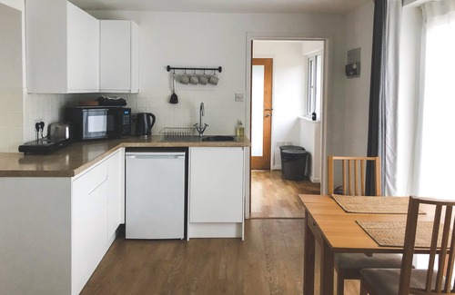 Bridport Casa | Estudio anexo anexo con jardín en la ladera y vistas al mar y al campo cerca de las playas