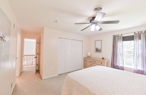 Boring Casa | Secluded Vacation Home with private backyard oasis & access to resort amenities