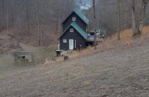 Ronceverte Cabina | Second Creek Cabin - Rustic Mostly 20 Wooded Acres