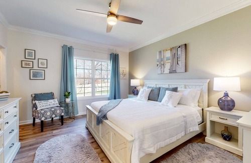 Hillview Apartamento | second floor 1 bedroom + office W/D & easy parking